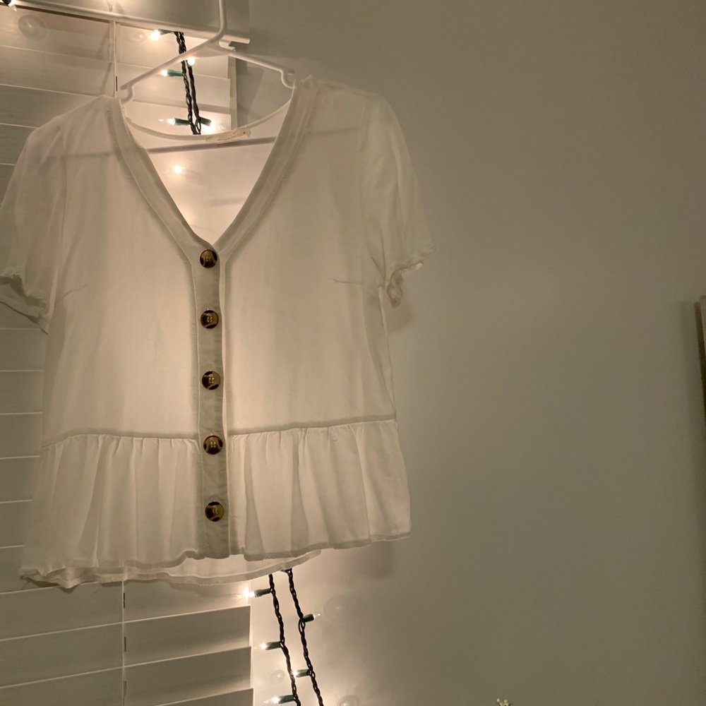 white flowy t-shirt